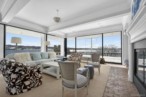 336 Centre Island Road Oyster Bay NY 11771