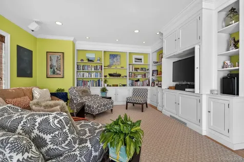 336 Centre Island Road Oyster Bay NY 11771