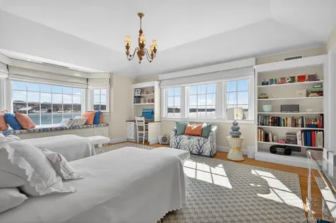 336 Centre Island Road Oyster Bay NY 11771