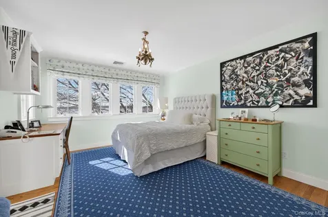 336 Centre Island Road Oyster Bay NY 11771