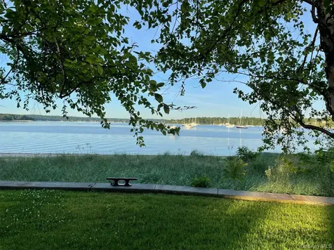 336 Centre Island Road Oyster Bay NY 11771