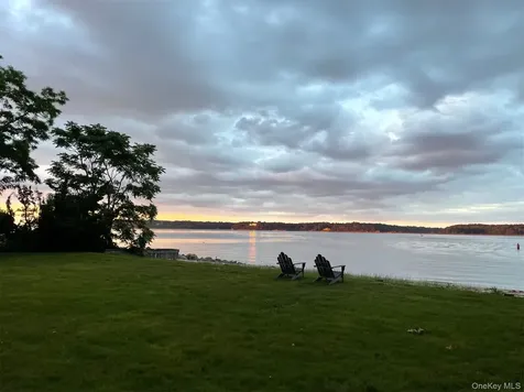336 Centre Island Road Oyster Bay NY 11771