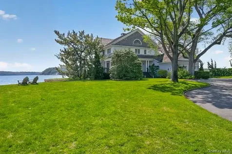 336 Centre Island Road Oyster Bay NY 11771