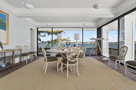 336 Centre Island Road Oyster Bay NY 11771