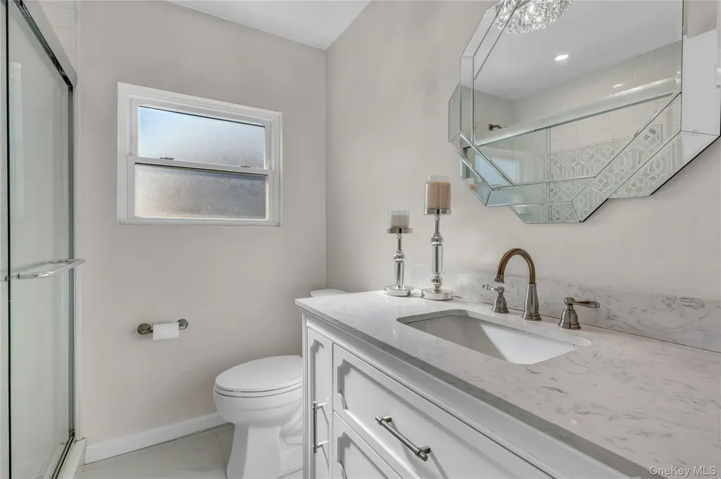 36 Studley Street Brentwood NY 11717