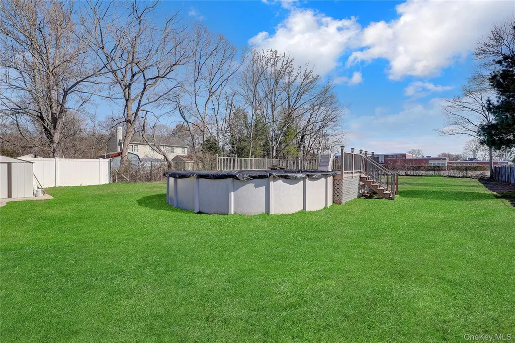 36 Studley Street Brentwood NY 11717