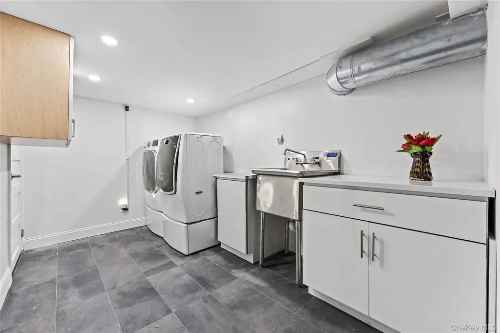 163-37 20th Avenue Whitestone NY 11357