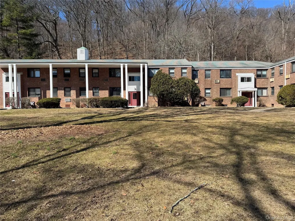 25 Lawrence Drive White Plains NY 10603