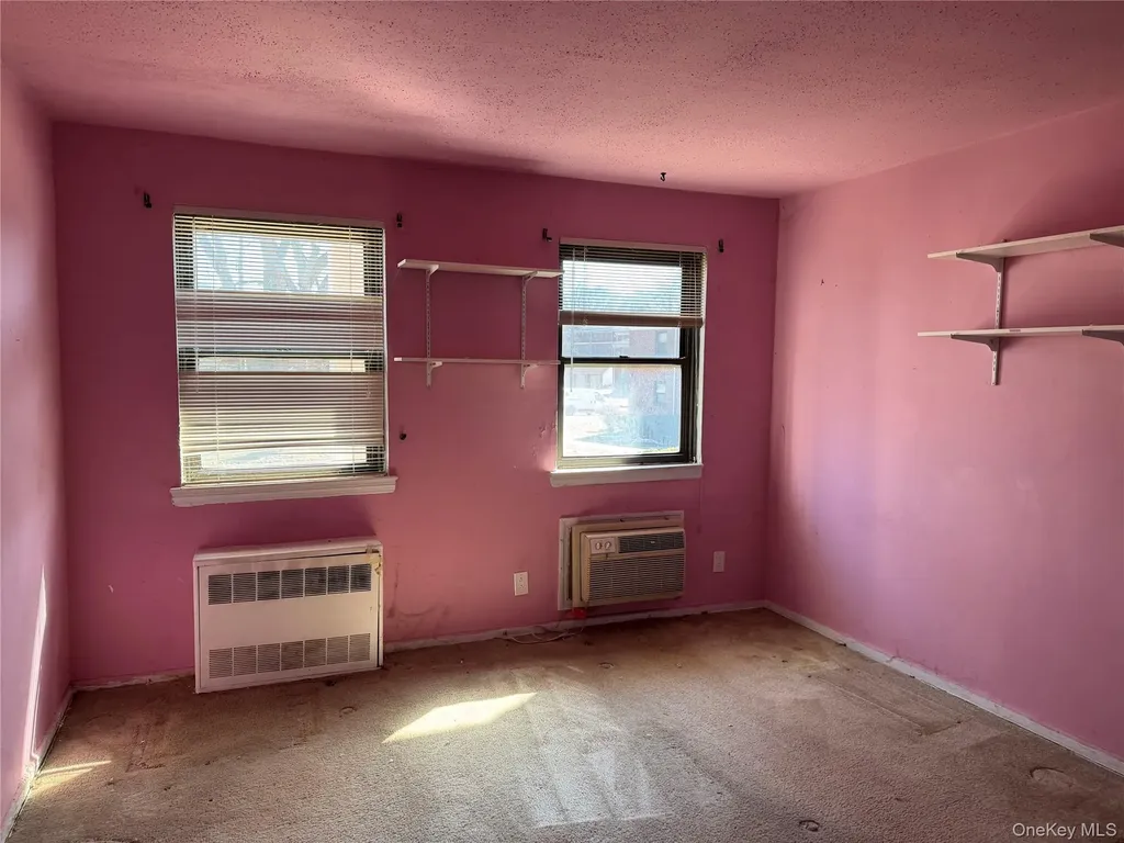 25 Lawrence Drive White Plains NY 10603