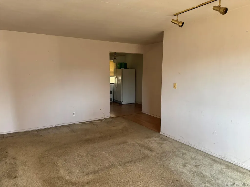 25 Lawrence Drive White Plains NY 10603