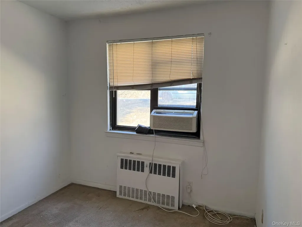 25 Lawrence Drive White Plains NY 10603