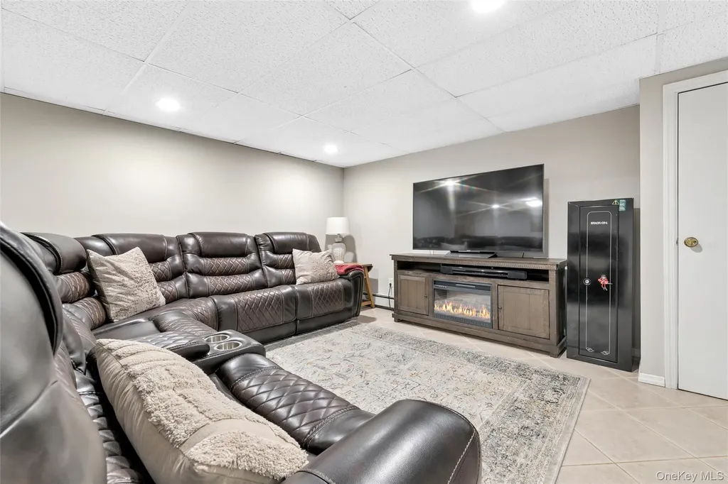 8 Vega Drive Shoreham NY 11786