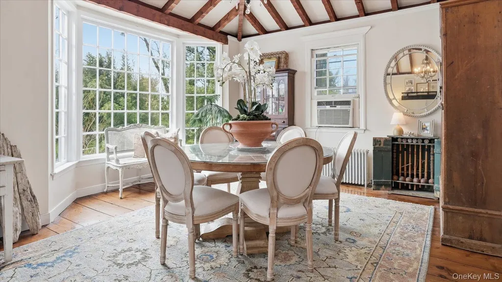 5 Wendover Road Setauket NY 11733