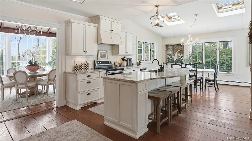 5 Wendover Road Setauket NY 11733