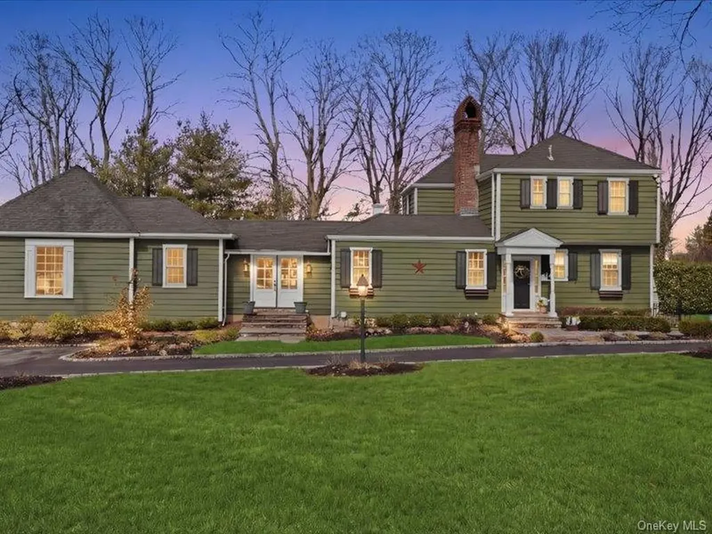 5 Wendover Road Setauket NY 11733