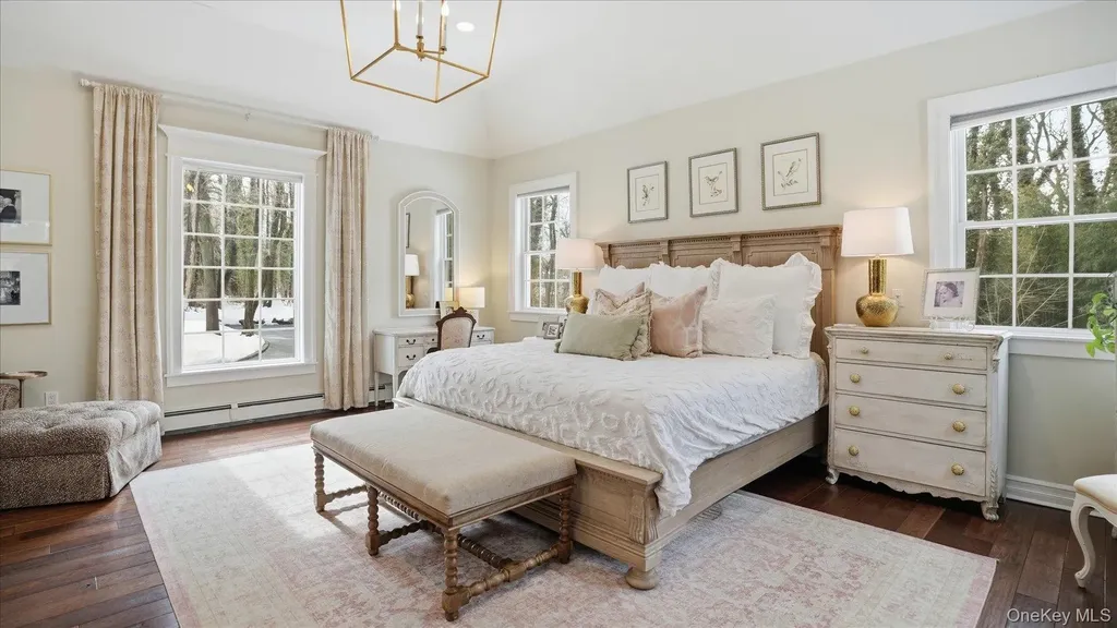 5 Wendover Road Setauket NY 11733