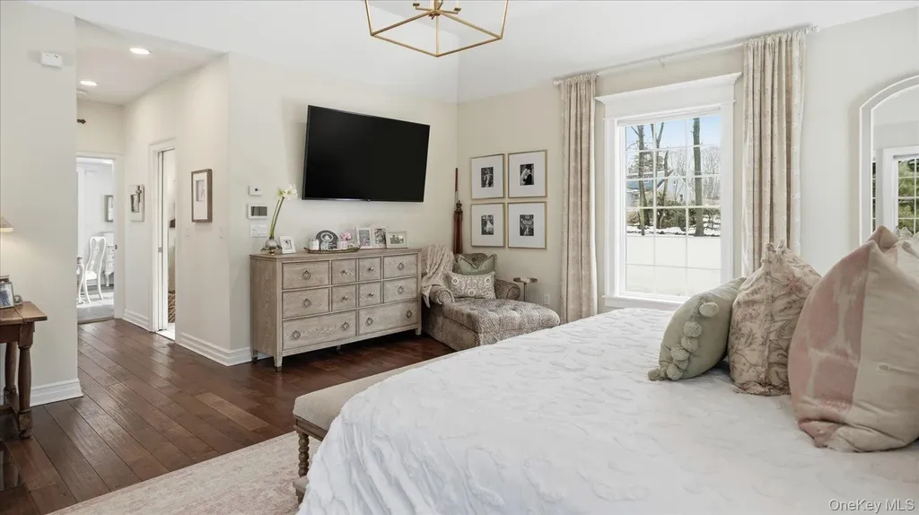 5 Wendover Road Setauket NY 11733