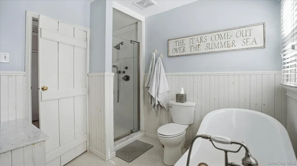 5 Wendover Road Setauket NY 11733
