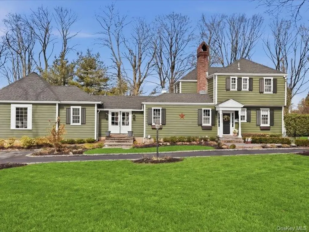 5 Wendover Road Setauket NY 11733