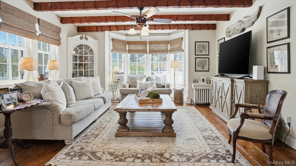5 Wendover Road Setauket NY 11733