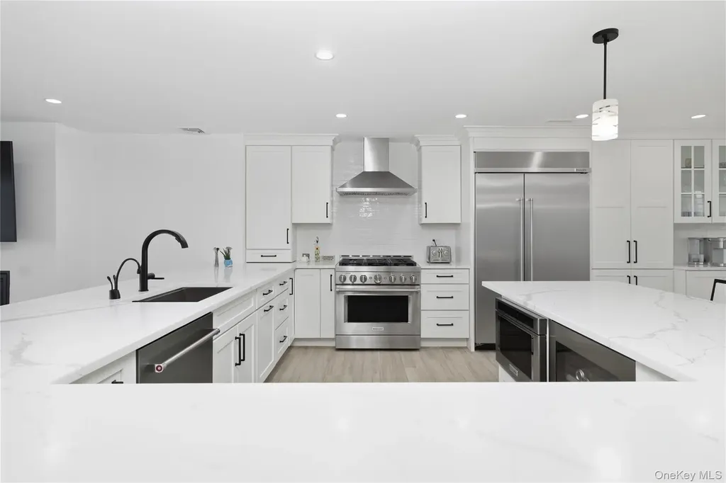 4011 Greentree Drive Oceanside NY 11572
