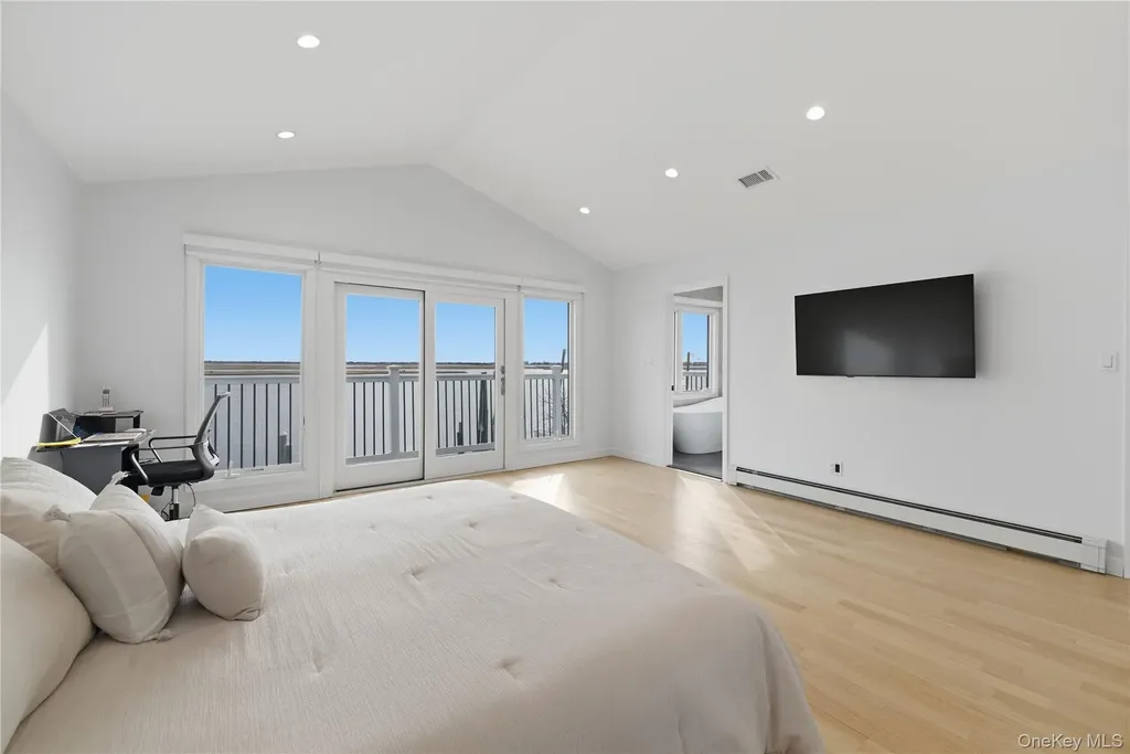 4011 Greentree Drive Oceanside NY 11572