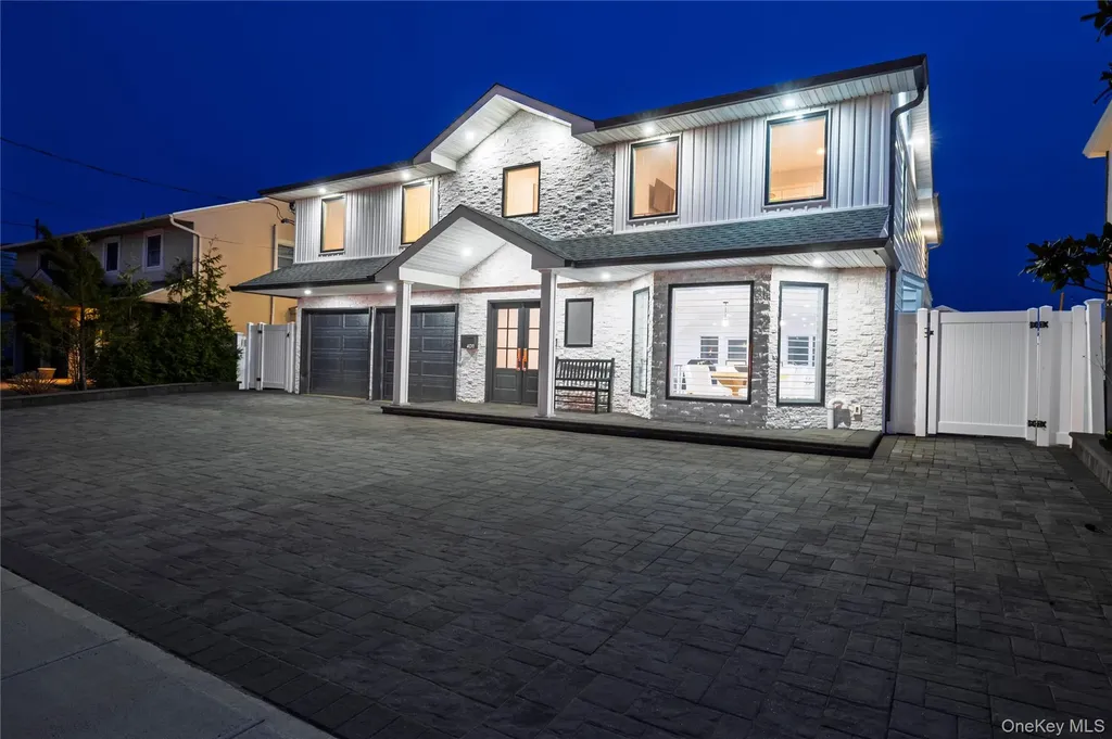 4011 Greentree Drive Oceanside NY 11572