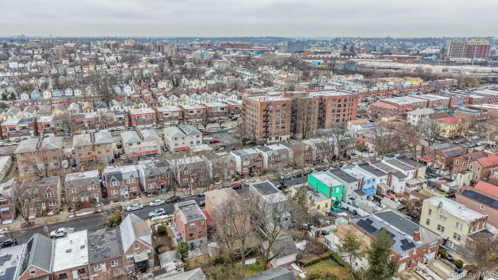 4365 De Reimer Avenue Bronx NY 10466