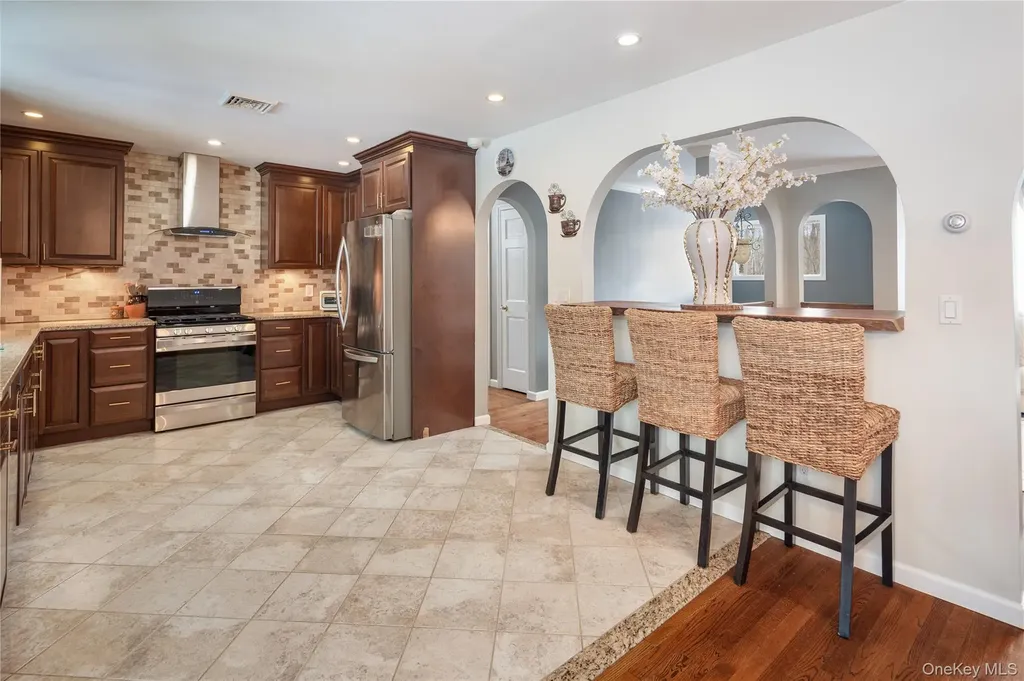 21 Franklin Drive Mahopac NY 10541