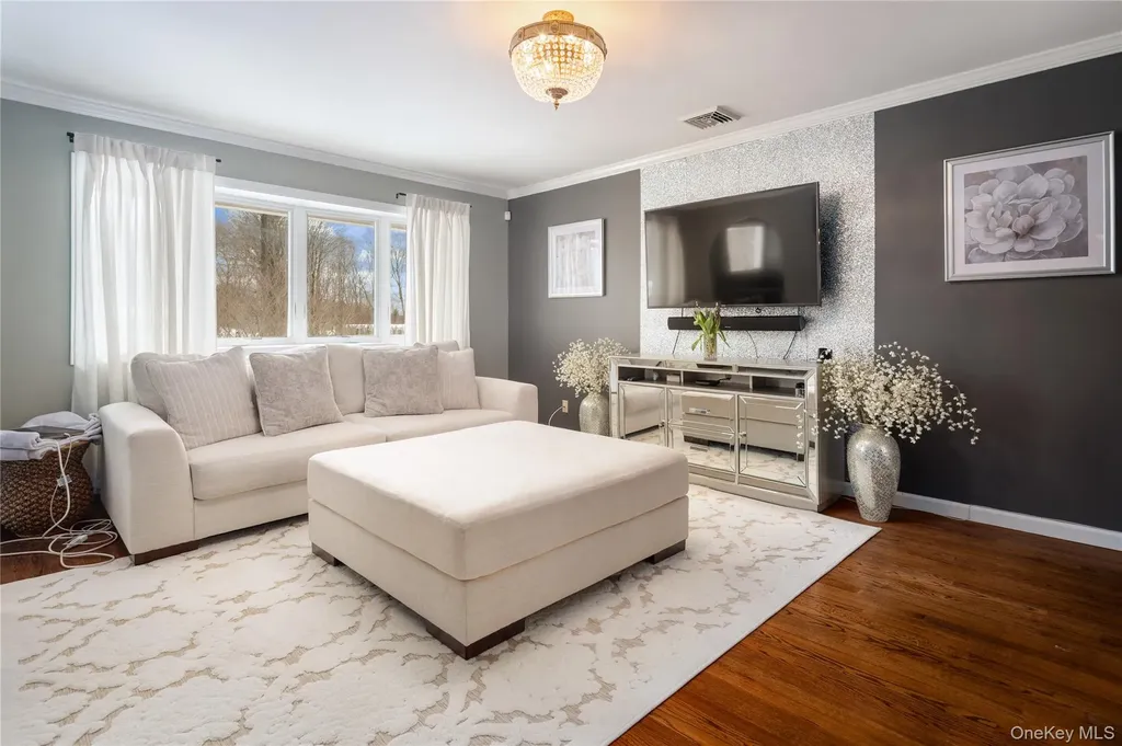 21 Franklin Drive Mahopac NY 10541