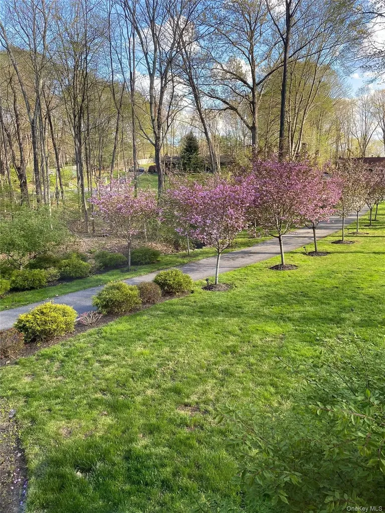 21 Franklin Drive Mahopac NY 10541