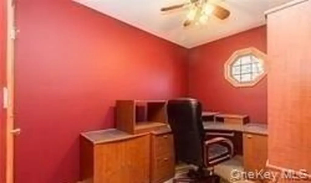 4 Thistle Lane Kings Park NY 11754