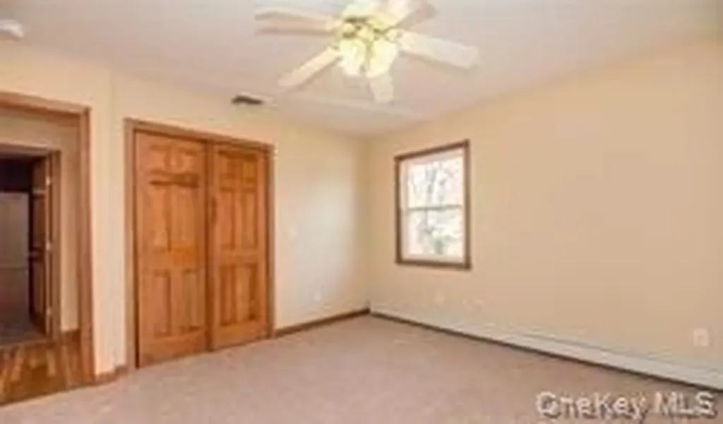 4 Thistle Lane Kings Park NY 11754