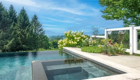 34 Meeting House Road Pawling NY 12564