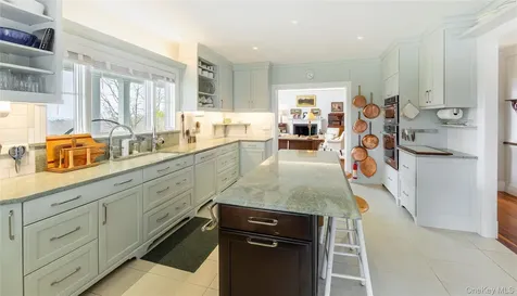 34 Meeting House Road Pawling NY 12564
