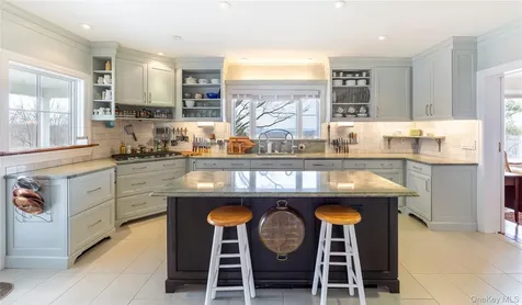 34 Meeting House Road Pawling NY 12564