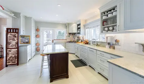 34 Meeting House Road Pawling NY 12564