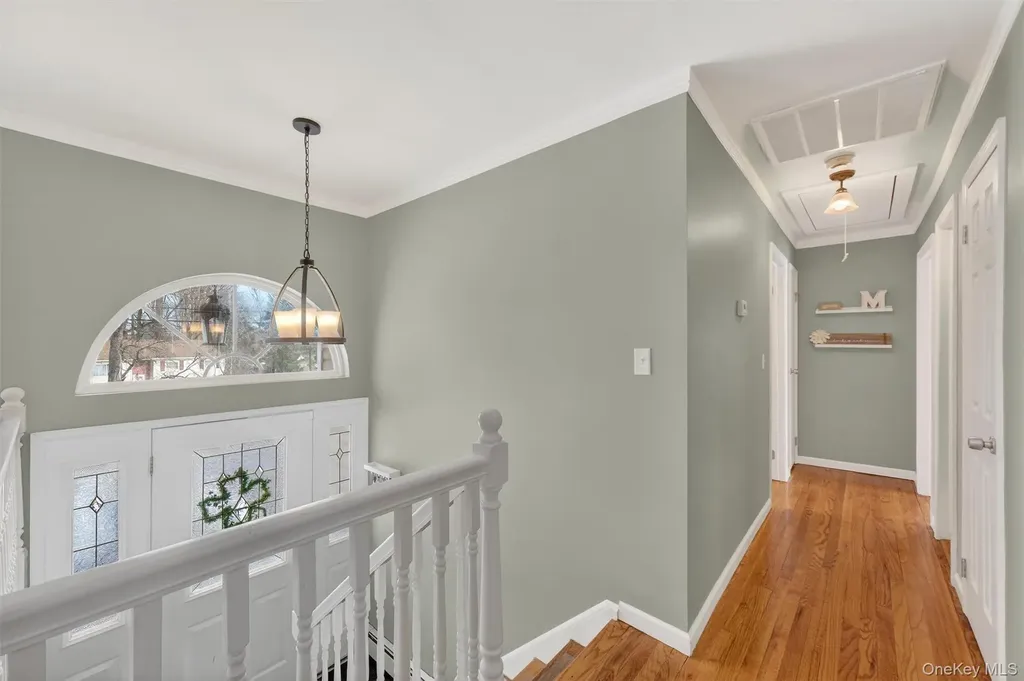 11 Darlene Drive Poughkeepsie NY 12601