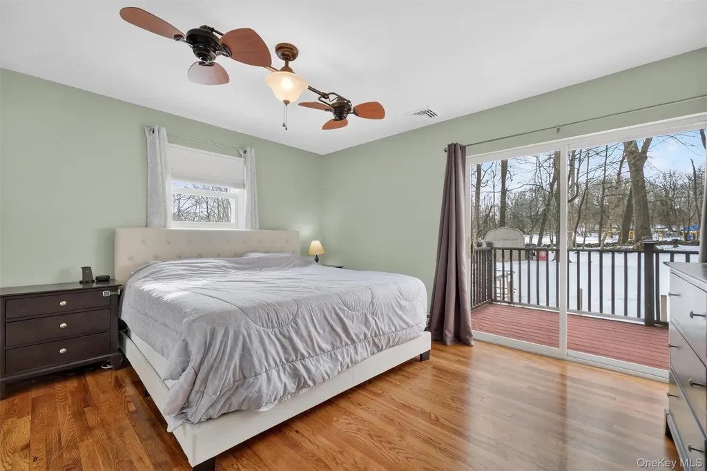 11 Darlene Drive Poughkeepsie NY 12601