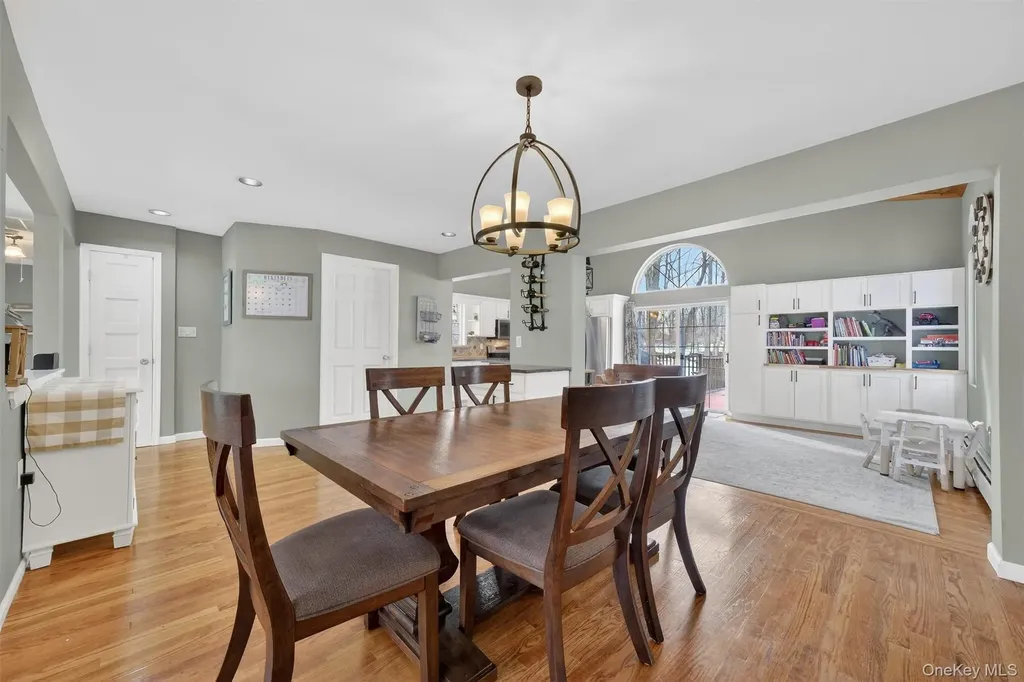 11 Darlene Drive Poughkeepsie NY 12601