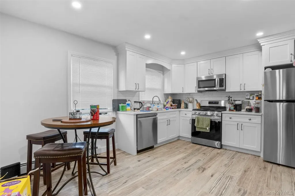 66 Harding Avenue White Plains NY 10606