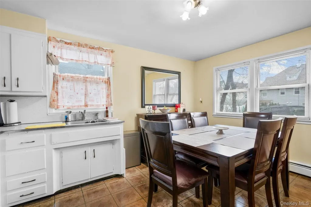66 Harding Avenue White Plains NY 10606