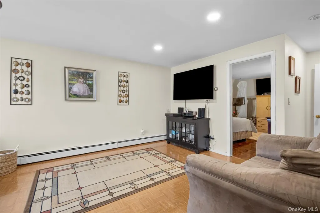 66 Harding Avenue White Plains NY 10606