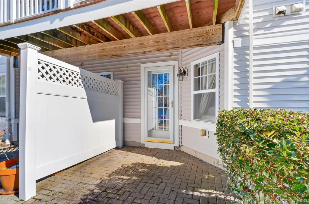 213 Riverbend Drive Peekskill NY 10566