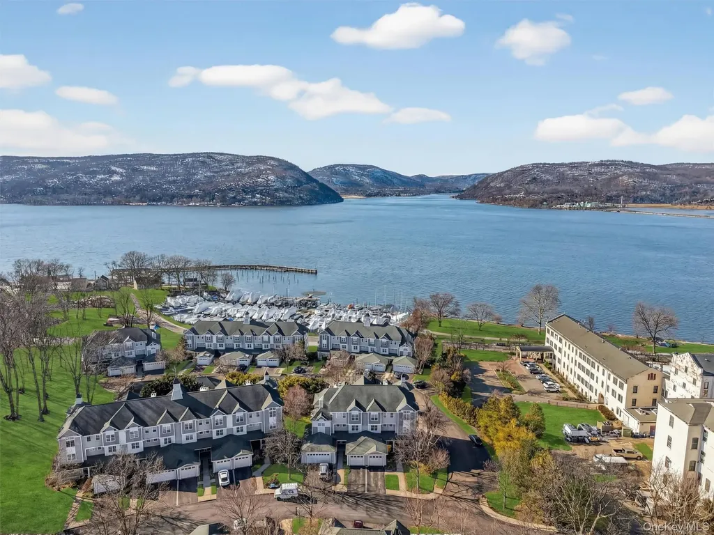 213 Riverbend Drive Peekskill NY 10566