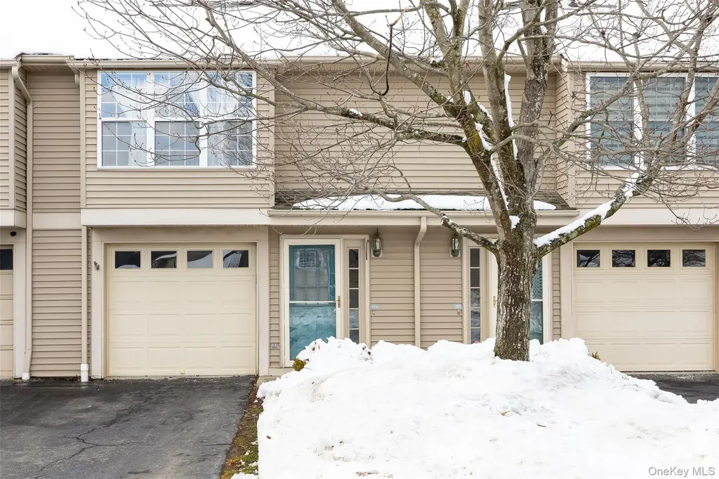 124 Elmcrest Drive Fishkill NY 12524