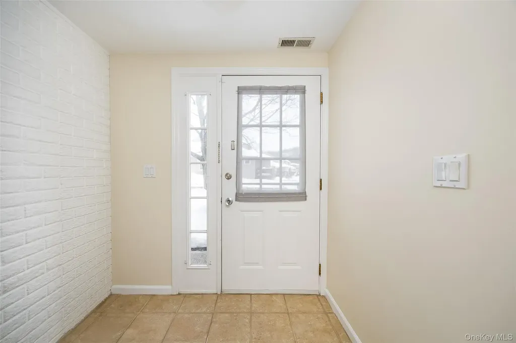 124 Elmcrest Drive Fishkill NY 12524