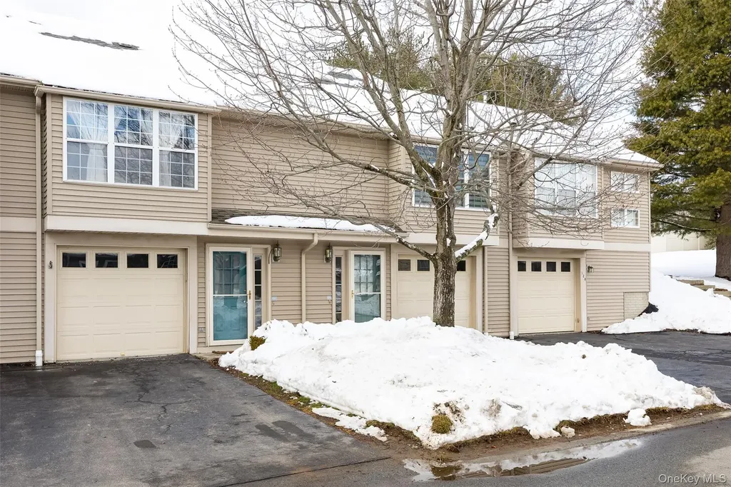 124 Elmcrest Drive Fishkill NY 12524