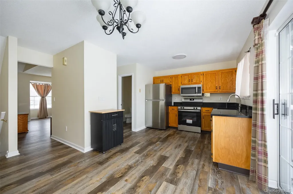 124 Elmcrest Drive Fishkill NY 12524