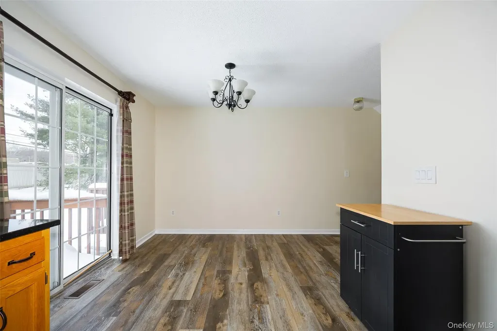 124 Elmcrest Drive Fishkill NY 12524